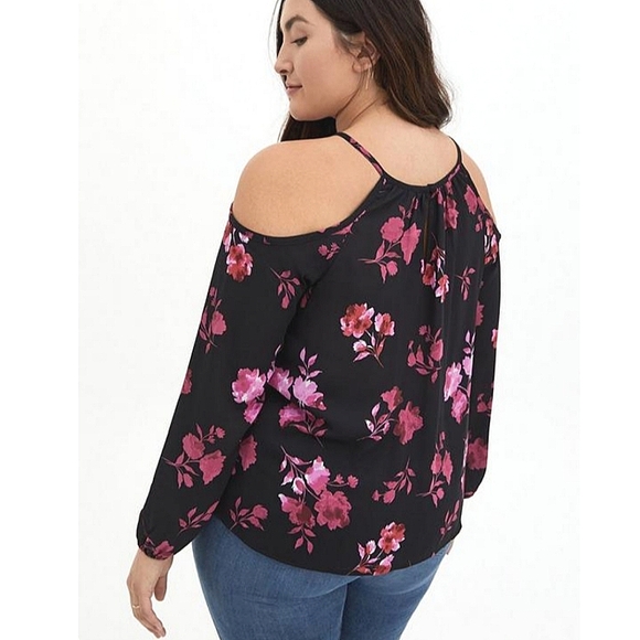 Torrid Georgette Cold Shoulder Blouse 4x - Picture 2 of 12